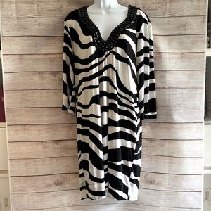 Bisou Bisou Black and White Zebra Dress. Size 12